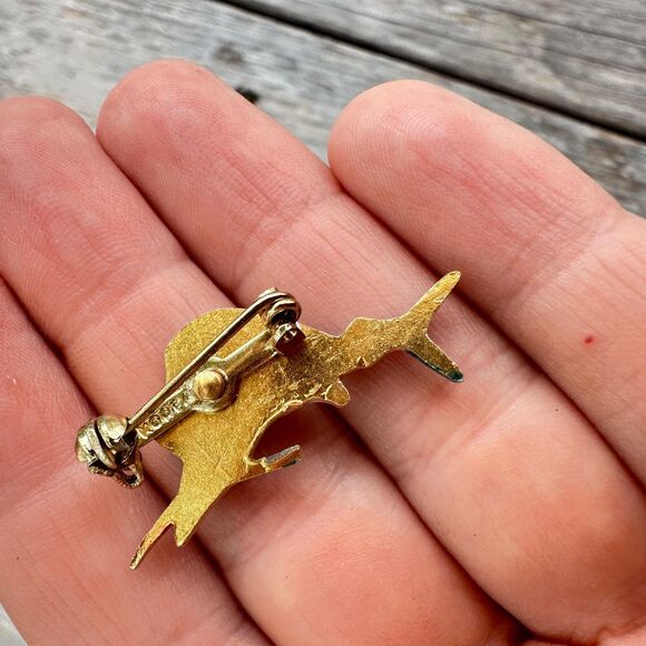 Vintage Jewelry Marlin Brooch Fish Brooch Marlin Pin Deep Sea Fishing Pin - Picture 2 of 2